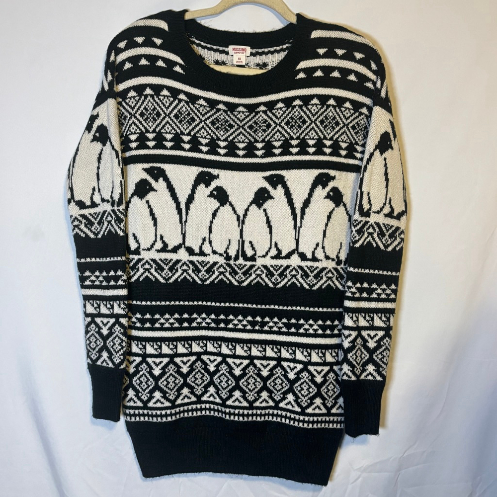 Mossimo Penguin Fair Isle Sweater XS Oversized Black & White Novelty Knit